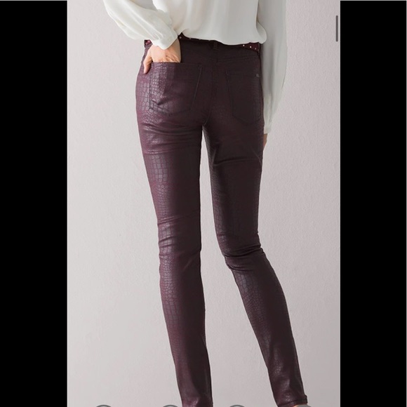 WHBM Mid-Rise Coated Croc Skinny Jeans - Picture 5 of 11